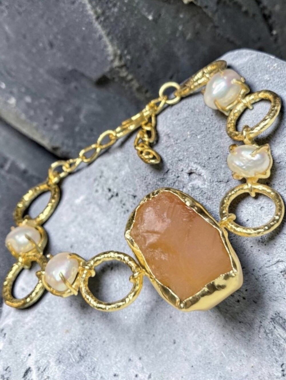 18k Gold Plated Genuine Freshwater Pearl  Raw Natural Carnelian Stone Bracelet